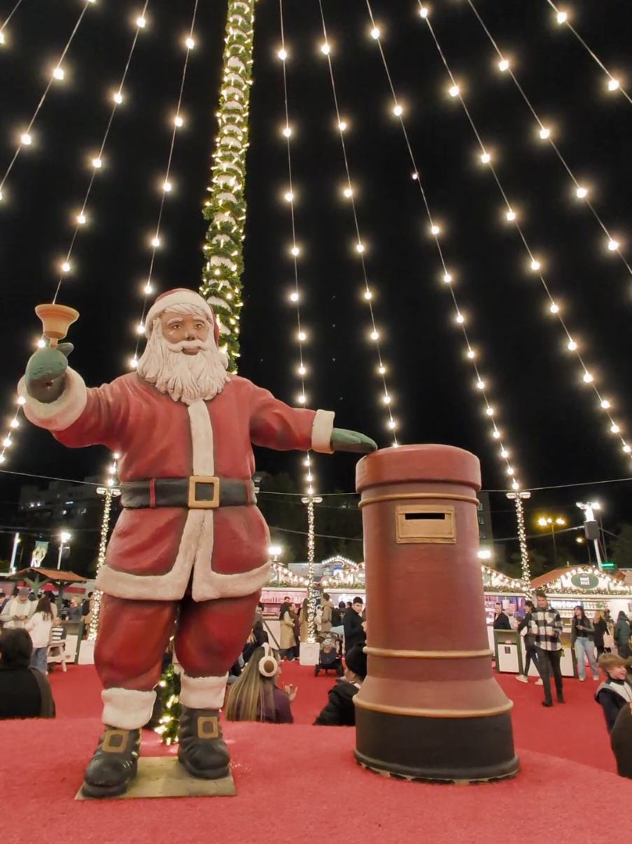 Primer mercadillo de Navidad en Madrid  📍Corte inglés Nuevos Ministerios 🗓️ Hasta el 5 de enero  ⏰ 12:00-23:00 #mercadillo #Navidad #navidadenmadrid #elcorteingles   #parati 