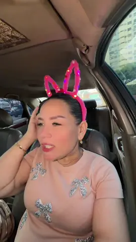 Ay mi madreeee la ciudad está alborotada y el tráfico fuerte 🤣🤣