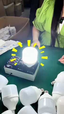 💡🚨Dê adeus às lâmpadas fracas e sem durabilidade! Com o Kit 10 LEDs 20W Luminarte, você garante brilho máximo, baixo consumo e certificação Inmetro. Luz branca de qualidade para todos os ambientes.  Link nos comentários!  #iluminacaoLED #luzbranca #6500k #bivolt #economica 