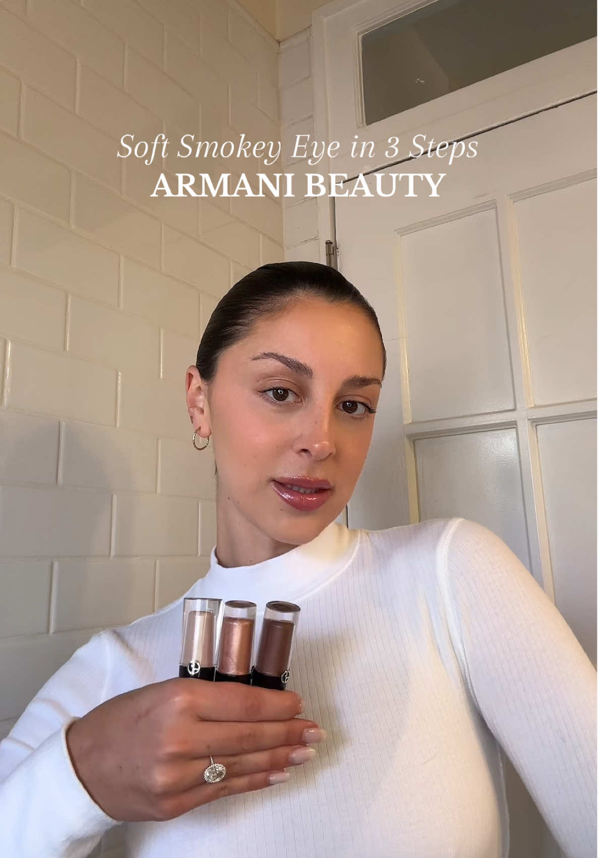 A soft smokey eye in three steps: chestnut in the crease, blush on the center, and shell under the brow. @Armani beauty #armanibeauties #makeup #grwm 