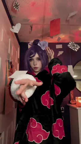 If you’re looking to buy a soft anime themed blanket hoddie or know someone that would love this it’s truly worth getting! #konan #konanakatsuki #narutoshippuden #konancosplay #cosplay 