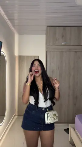 Yo y mi necesidad de bailar todo lo que me aparece JAJAJA😭