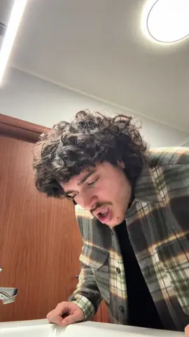 This song has an aura of its own #Halo #beyoncé #singing #cover 