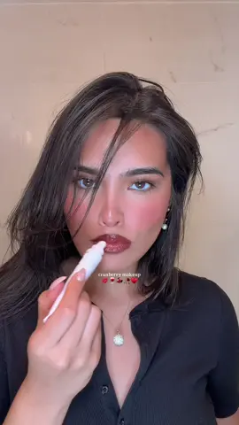 cranberry makeup💋🍷💃🏻🥀♥️ @DALBA @rhode skin @Grande Cosmetics @YSL Beauty @Makeup By Mario @loréal paris usa @m.ph by Mary Phillips @Kosas @Kylie Cosmetics @Fenty Beauty @MakeUpForEverUSA @urban decay  #greenscreen #cranberry #makeuplook #makeupinspo #makeuptutorial 