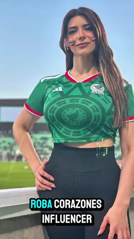 Roba corazones influencer y doctora en el TSM Estadio Corona #TSM #Torreón #MiSelección #EstefanyCabco #FanitaCabco 