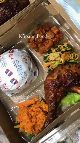 #CapCut #klipangfood #nasiboxsemarang #nasikotaksemarang #klipang  Nasi Box di Semarang, Nasi Box Ayam Goreng, Nasi Box, Nasi Box Ayam Bakar, Nasi Box Semarang