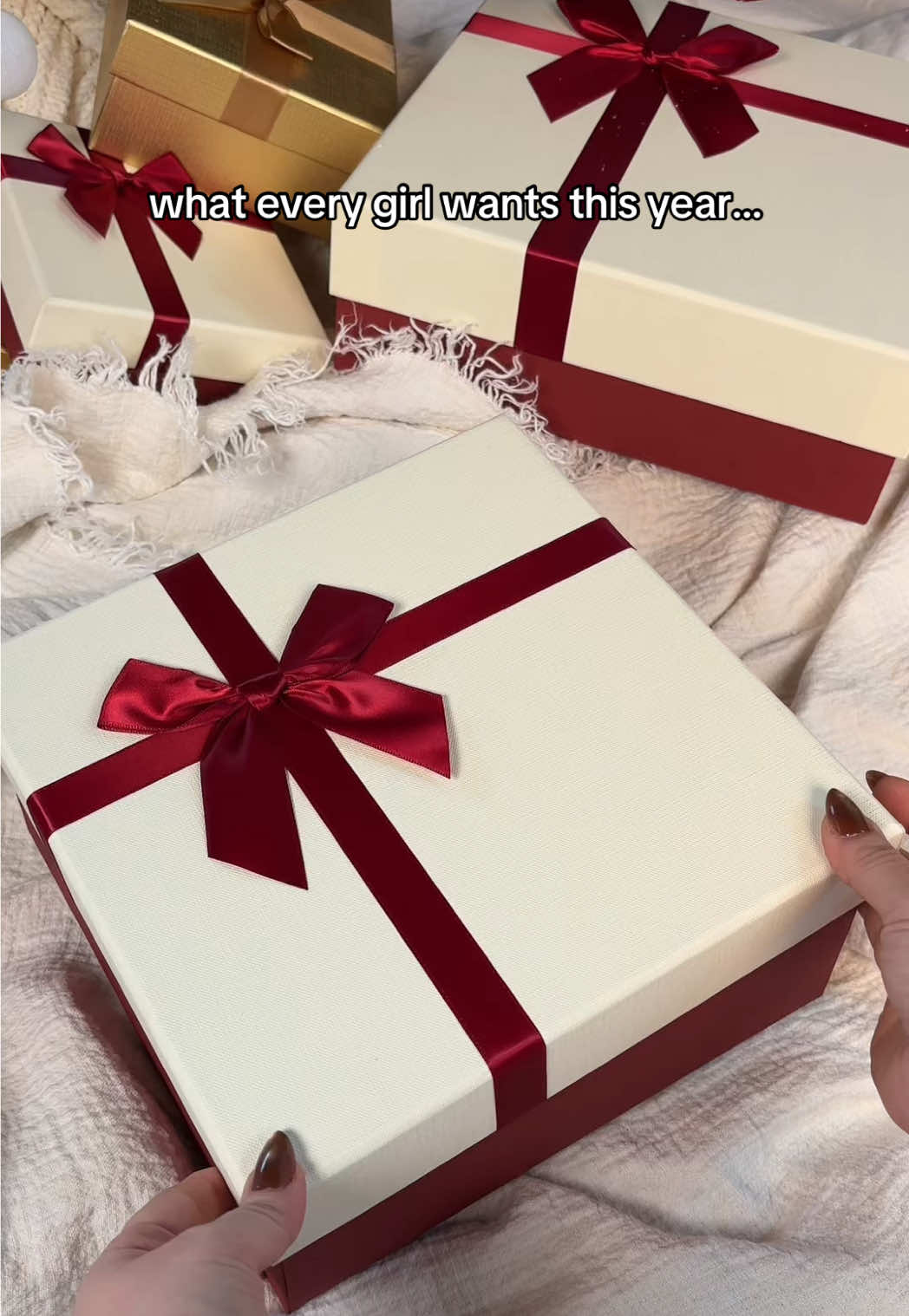 which lip oil is your favorite? 💋✨ #tiktokshopblackfriday #trulybeauty #beauty #lipoil #lipcombo 