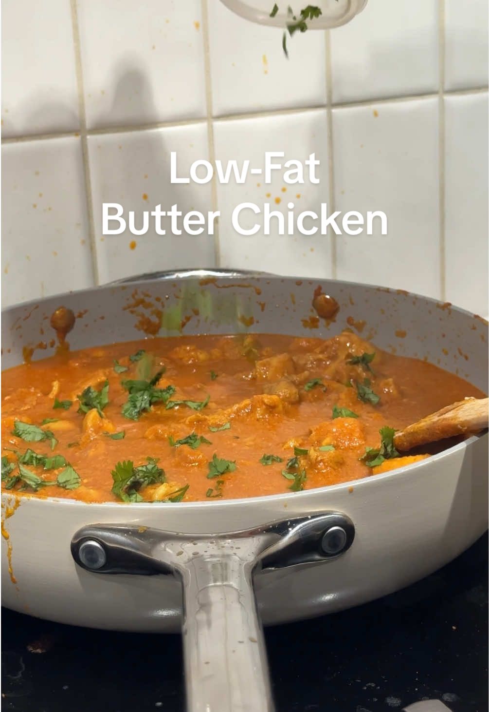 Replying to @Zulpha surprisingly it worked sooo well but I’d def use regular cottage cheese next time (why do they even make dry curd idk) lmk if ur feeling brave & try this 😂 #butterchicken #lowfatrecipe #highproteinmeals #healthyrecipe #healthydinner 