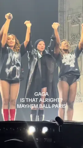 @ladygaga closing #MayhemBallParis with Is That Alright #ladygaga #ladygagaparis #mayhemball 