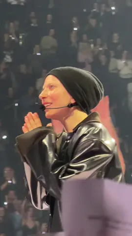 @ladygaga ‘s FULL REACTION to paris fan project “WE WANT U FOR REAL”, closes the show in tears to Is That Alright from #astarisborn #ladygaga #littlemonsters #mayhemball #fyp 