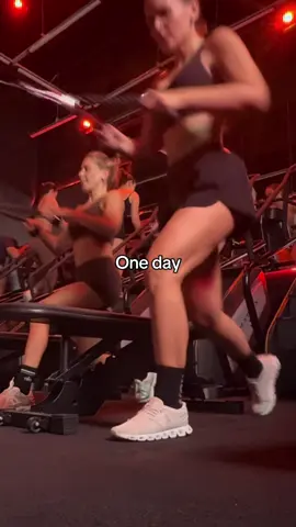 Nada muda se você não mudar. Eu mudei — e olha o resultado ✨ #emagrecimento #vidareal #transformação #antesedepois #fy 