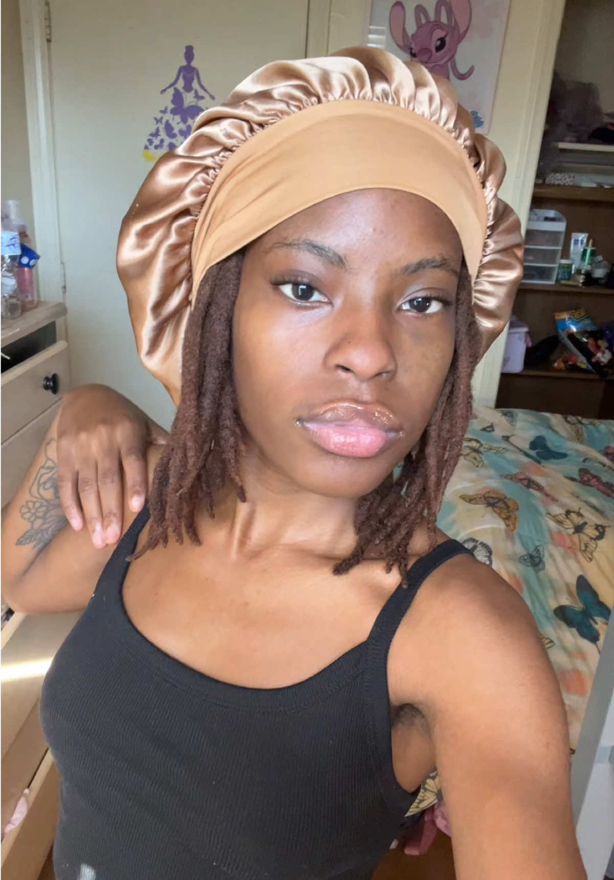 my hair getting longggg 🥰.