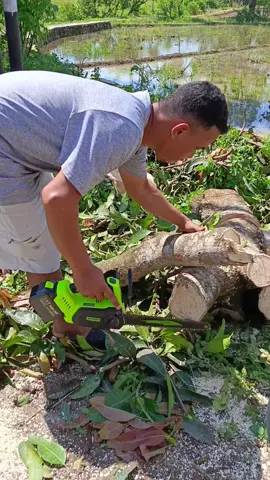 gergaji mini setajam silet #promomakanharian #gergajikayusupertajam #gergajikayutenagabaterai #gergajikayuzper 