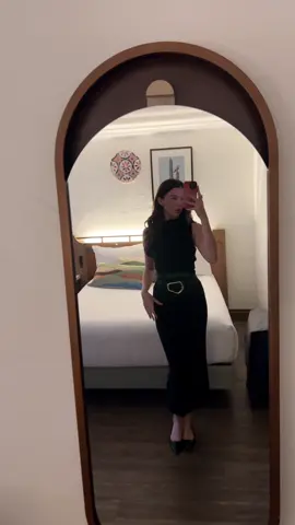 summit week 💅🏻🫦💼