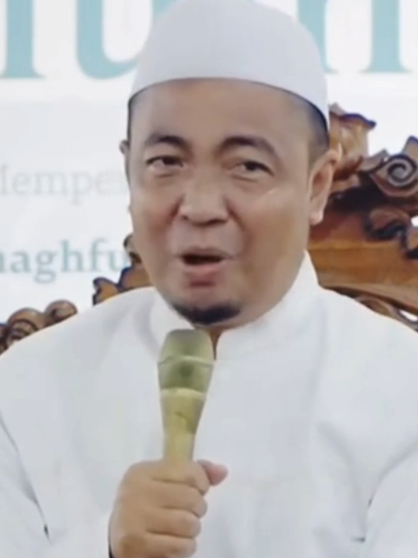 Orang jujur itu antik dan mahal #semuaorang #khmuslehadnan #ceramahlucu #fypp 