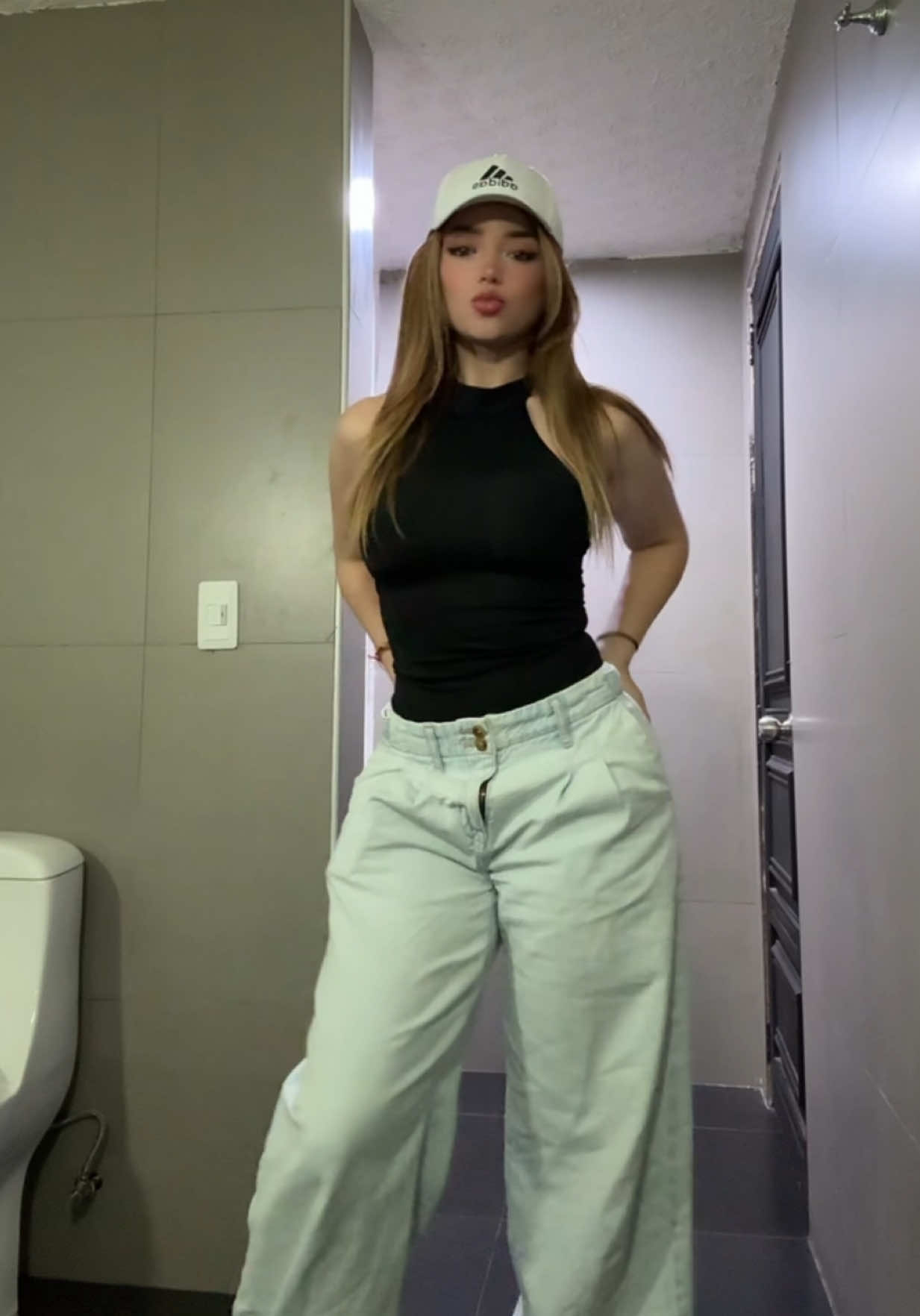 ofni check 🙂‍↕️