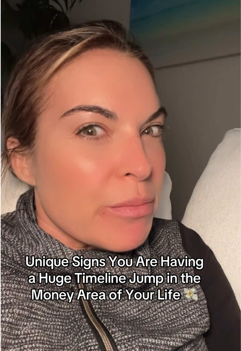 The 4th timeline jump sign is hitting me the LOUDEST rn 💥  Your Money Move 💸 Go binge my podcast ProjectME with Tiffany Carter 🔗 Direct access to all platforms at the top of my page 📲 #timelinejump #entrepreneurship #quantumjumping #moneytok #quantumleap