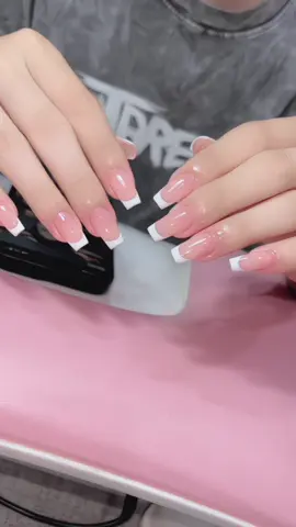 #lilynail nail đơn giản xinh