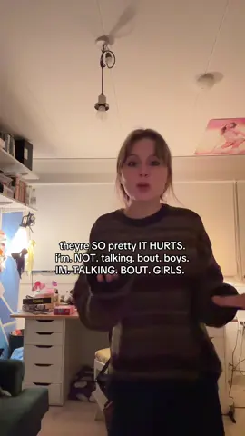 wuhluhwuh👩‍❤️‍💋‍👩👩‍❤️‍💋‍👩👩‍❤️‍💋‍👩#wuhluhwuh #wlw #girlinred #bi #relatable 