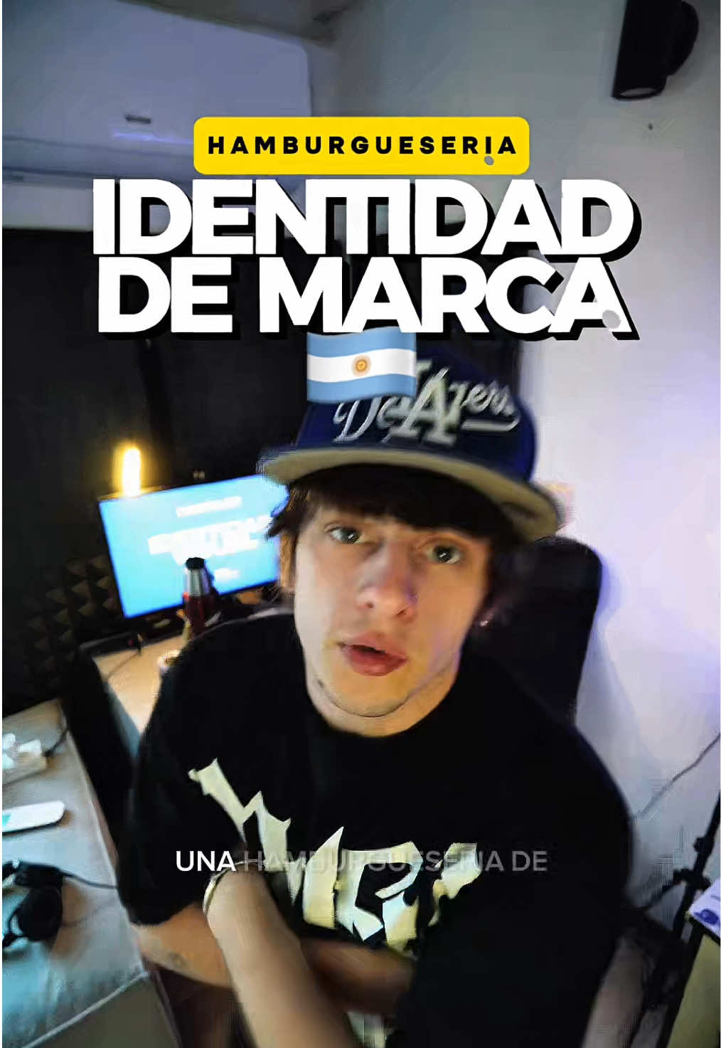 Cuánto crees que vale? 👀 . De logo suelto a identidad visual para hamburgueseria que vende: legibilidad 👀, contraste real ⚖️, paleta que prende 🔥 y packaging listo 📦. ¿Querés este resultado para tu marca? Escribí BRANDING. #identidadvisual #branding #rebranding #logodesign #brandidentity    