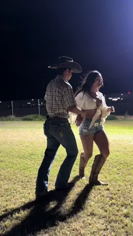 Una cumbia con @𝓜𝓪𝓻𝓬𝓾𝓼 🕸️  #fyp#parati#bailes#bailestiktok#az  