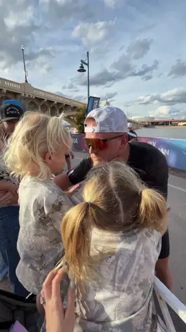 Our Ironman 🥹 I cry every time watching the girls faces light up whenever they got to see their daddy 😭🫶🏻 #daddysgirls #dadsoftiktok #husbandsoftiktok #momanddad #ironman 