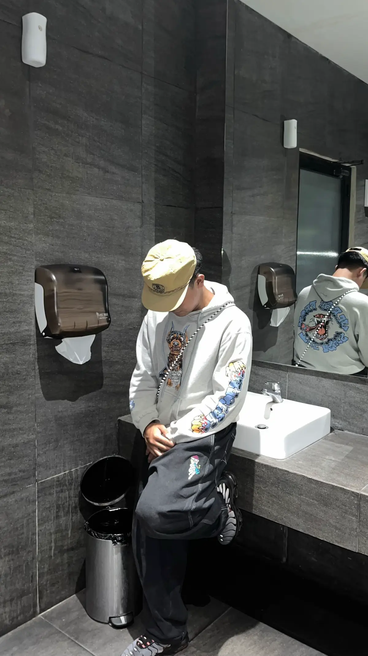 keren n nya ilang #snsb #streatwear #381style #ilovewindahbasudara  