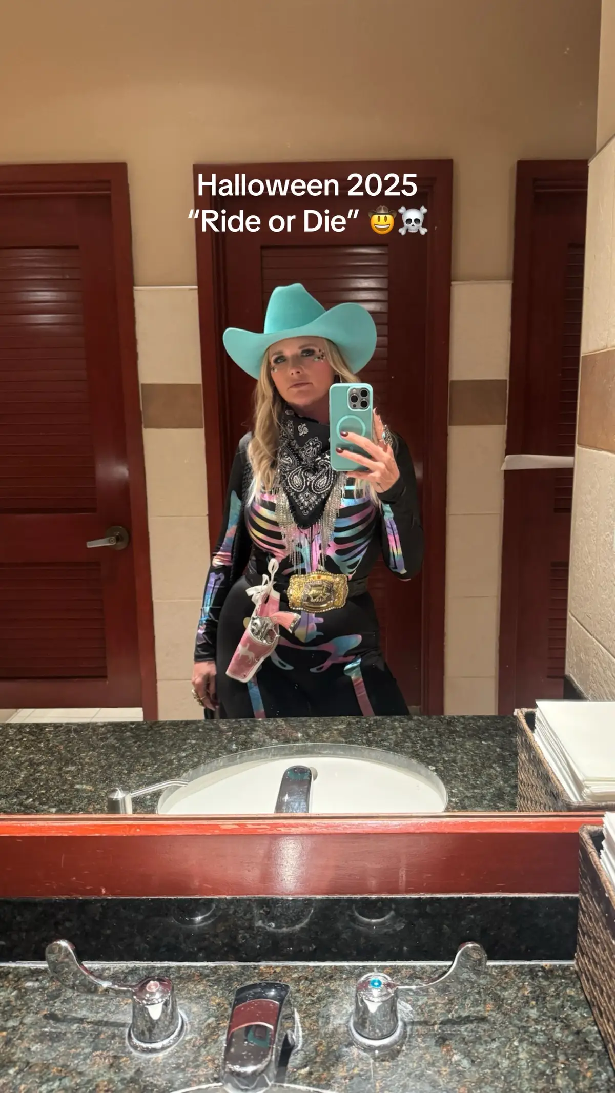 Belated Halloween post 🤠☠️