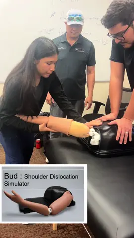 Reduction Technique Training!!#sportsmedicine #medicalsimulation #emergencymedicine #orthopedic @ESA @Canada Space Agency @Nasa★¸.• @DoctorJesss 