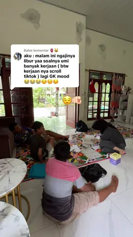 Membalas @🫀😺 badmoodnya jgn keseringen ya, karna udah ditunggu anak2 😌🫵🏻 #gurules #lesprivat #gurulesprivat #lesprivatanak #fyp 