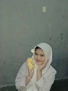 𝘣𝘦𝘳𝘵𝘦𝘮𝘶 𝘵𝘢𝘯𝘱𝘢 𝘴𝘦𝘯𝘨𝘢𝘫𝘢 𝘥𝘢𝘯 𝘮𝘦𝘭𝘶𝘱𝘢𝘬𝘢𝘯𝘯𝘺𝘢 𝘩𝘢𝘮𝘱𝘪𝘳 𝘨𝘪𝘭𝘢#masukberanda #fyppppppppppppppppppppppp 