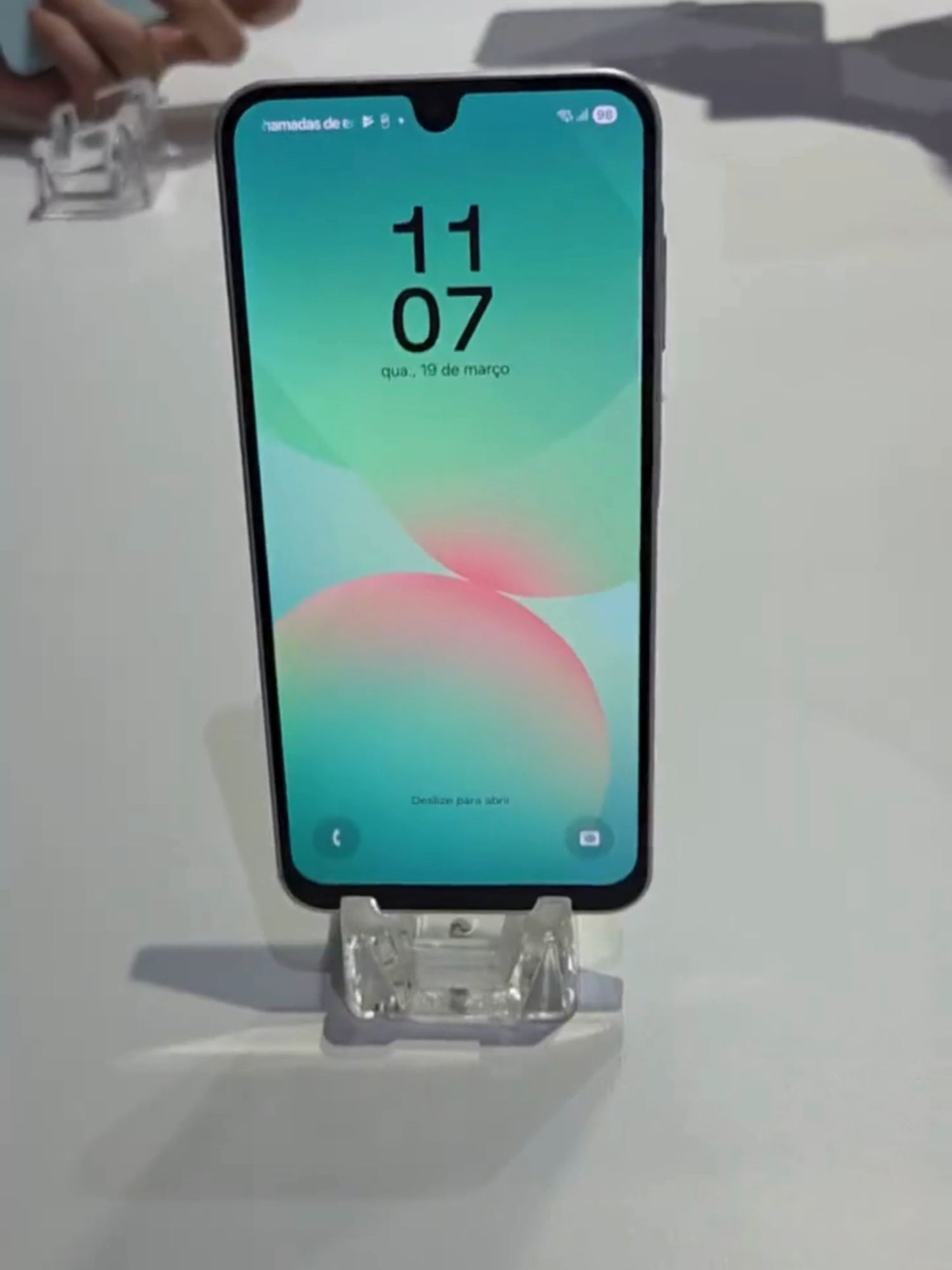 Celular Samsung Galaxy A26 5g 256gb, 8gb Ram, Câmera De 50mp, Ip67, Tela Super Amoled 6.7 , Nfc - Verde Memória RAM: 8 GB. Dispositivo desbloqueado para que você escolha a companhia telefônica de sua preferência. Compatível com redes 5G. Tela Super AMOLED de 6.7