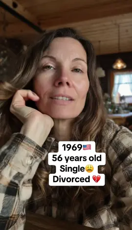 Single woman lives in USA.#single #divorce #singlelife #freewoman #singlewoman 