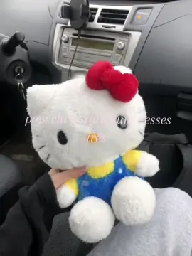 #creatorsearchinsights #hellokitty #snoopy #garfield #wlwtiktok #lesbian #lesbiana #lesbicasbrasil #viral #fy #sapatao #wlwcouple 