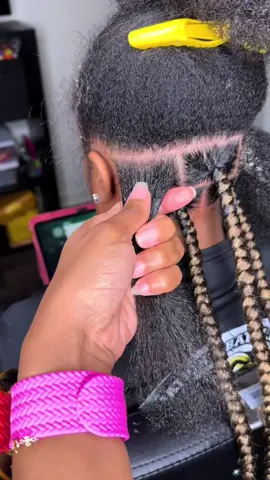 A thick knotless  #braids #fyp #braidstyles #hairtutorial 