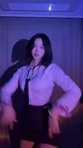 @쿠르미ˀ #쿠르미 #에이설마해시태그하나했는데추천띄워주겠어 #여고생 #교복 #추천 