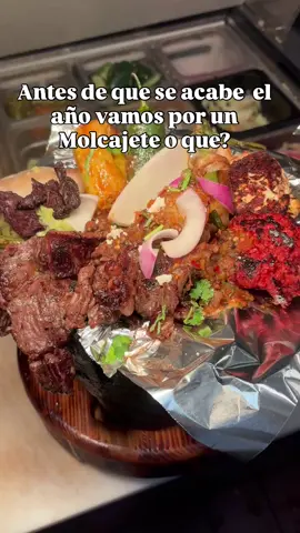 Aquí en el Michoacano WATSONVILLE! #mexicanfood #santacruz #comidamexicana #foodiesoftiktok #molcajetes 