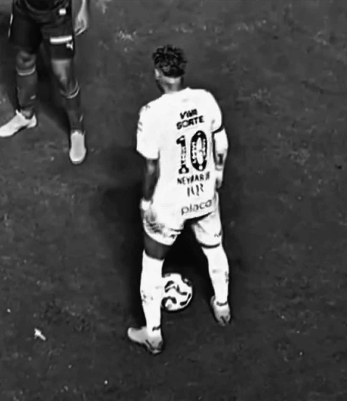 e essa carretilha do neymar? já lembrei da 2018 na copa do mundo. #neymar #neymaredits #neymaredit #neymarjr #santosfc 