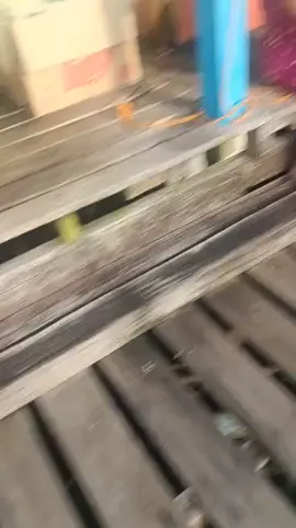 Kasih amaii..inik tu lenyau 3 ari 2 mlm..puji tuhan..petara nyaga nn..nasib udh temu bala ka nrn nyala...ketegal ya nrn ngupa alu tesat ba kampung ..ba madang apung..puji tuhan udah ditemu...alu ka sinu mda tuu..sdy me indai bela sinu...kasih...