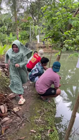 Viral Bikin ngakak😂😂🤣🤣 #vidio #vidiolucu #vidiongakak #fyppppppppppppppppppppppp #viraltiktok 