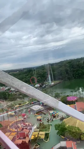 Vista da roda gigante do Hopi Hari #parque #hopihari #diversao #rodagigante 
