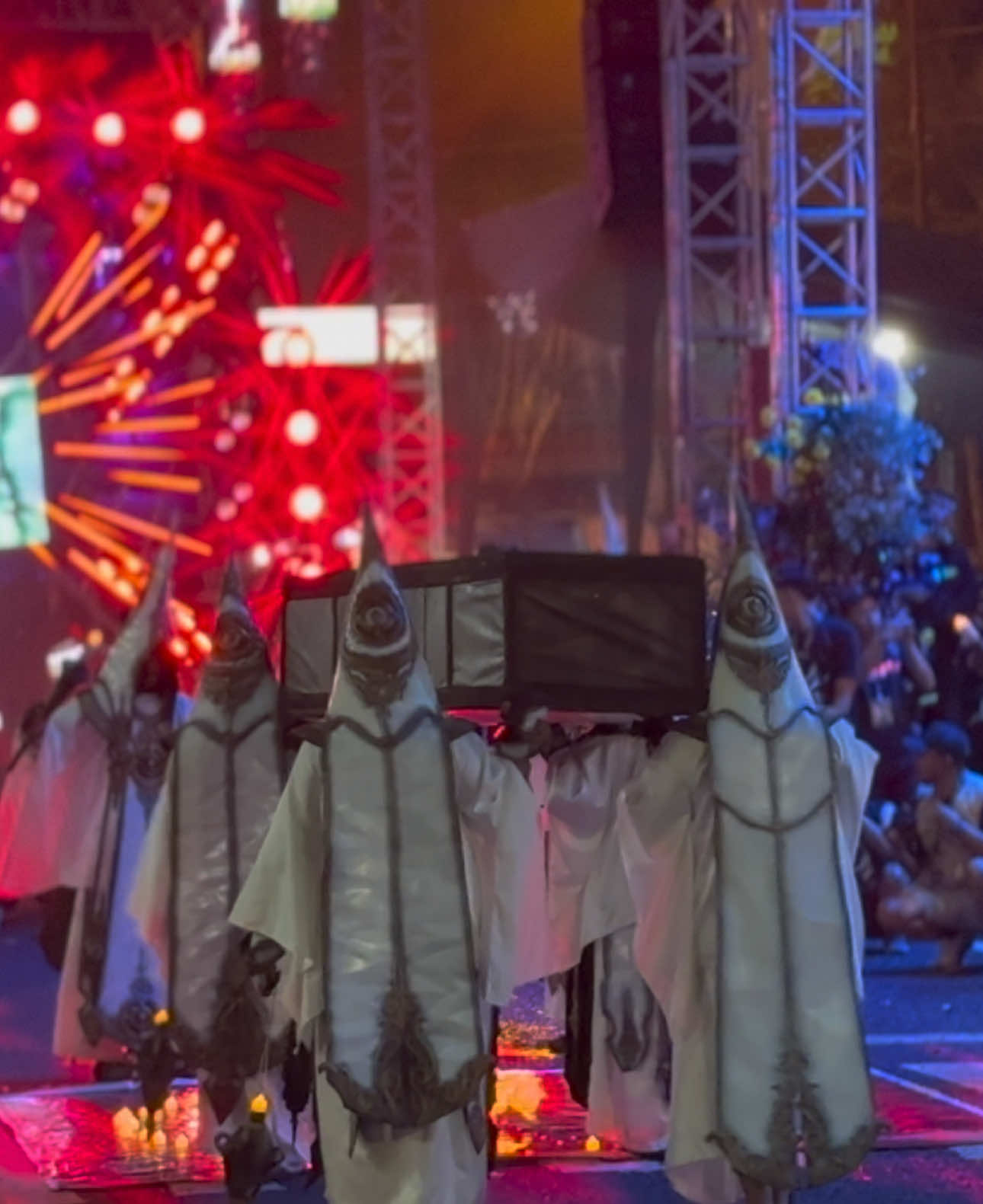 Kreatifitas tanpa batas 🔥… @879 project @memetjrx @Fa_Thur Ghellenk879 @provocARTor syndicate @Pethesick … #fyp #karnaval #pesona #viral #pesonagondanglegi 