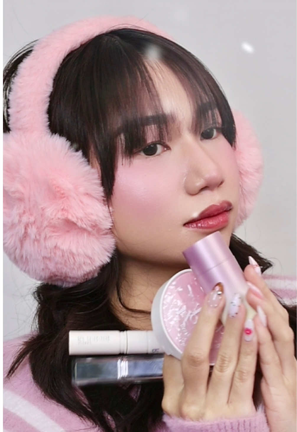 We’re gearing up for the holidays! Can’t wait for our BNBaes to try out our holiday picks ❄️ #foryou #foryoupage #barenbliss #barenblissph #kbeauty 