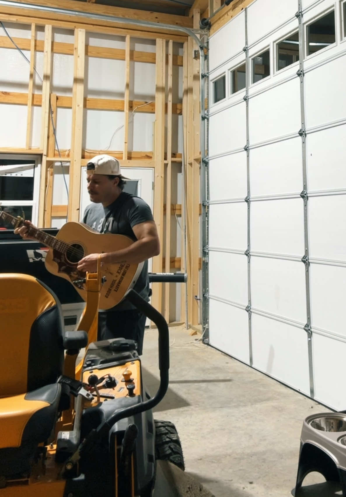 when I first moved to town, I spent hours practicing and covering random songs. was messing around tonight with some old ones. What would you wanna hear in our set next year? #coversong #apologize #singer 