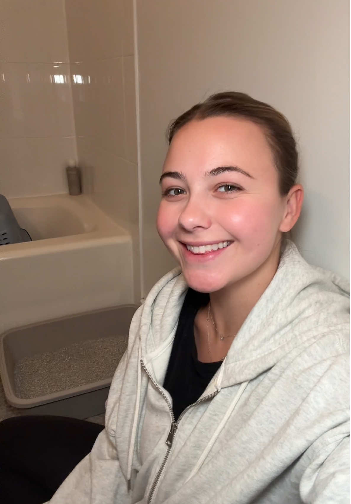 I’ve had my next foster cat picked out for awhile now…and I’m so excited for you to meet him! #cats #fostercat #toothlessthefostercat 