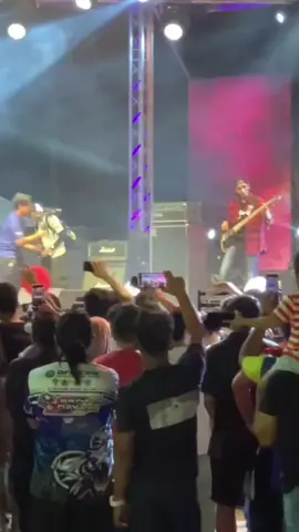 Jiwangterukss 🤧🥹 LIPSYNC 🎤 🎧 Azan Scan - Sanggupkah Kau Bersabar Sayang Sedarkah engkau Hidup aku serba kekurangan Oh cuma yang ada Kasih yang ikhlas untuk dirimu☺️ #jiwangterukss #jiwang #abangjiwang95 #lagudanlirik_aj #assalamualaikum 