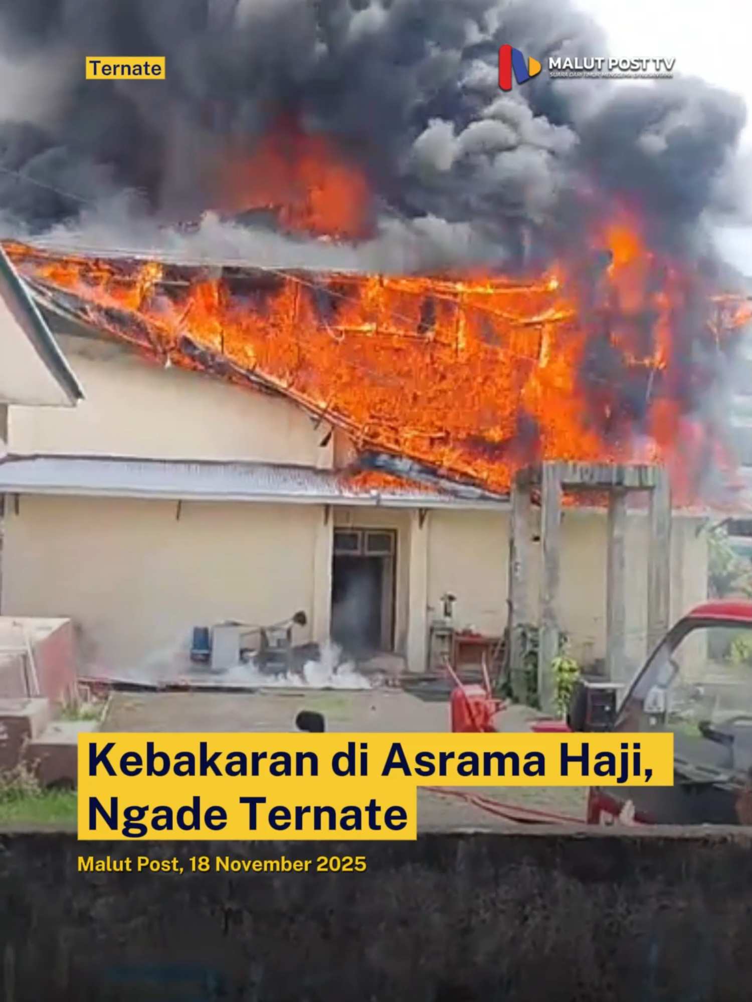 Kebakaran di Asrama Haji, Ngade Ternate Kebakaran terjadi di Asrama Haji Ngade, Ternate, pada Selasa (18/11/2025) sekitar pukul 10.00 WIT. Hingga pukul 11.10 WIT, api masih terlihat berkobar di beberapa bagian bangunan. Bangunan yang terbakar merupakan fasilitas penginapan lama bagi jamaah haji. Sejumlah bangunan lama sebelumnya telah dirobohkan untuk pembangunan baru, termasuk aula Asrama Haji. Saat ini terdapat tiga bangunan baru yang berdiri, yakni dua fasilitas akomodasi dan satu bangunan aula. Laporan: Ismit Alkatiri