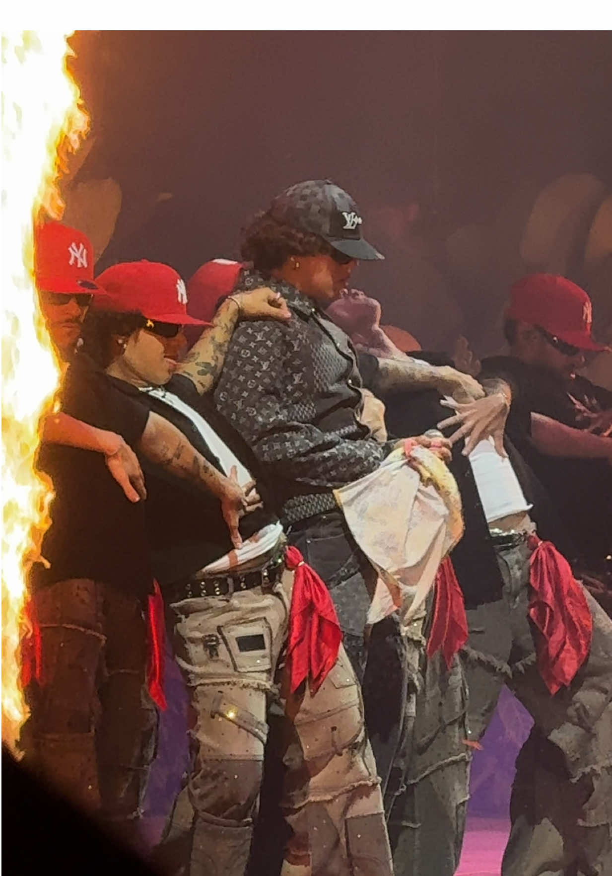 Nuestro infiel favorito baila, nosotros disfrutamos #beele 