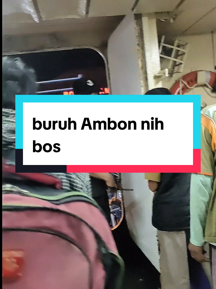 buruh Ambon nih bos, KM. Ngapulu sandar di pelabuhan Ambon pada tanggal 18 November 2025 pukul 01.00 WIT #buruhambon ##buruhkapal #pov #ambon #kmngapulu 