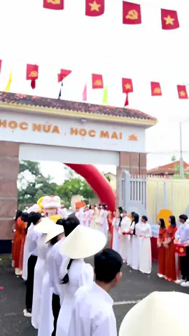 LSR FA về thăm trường củ. Kỉ niệm 40 năm thành lập trường THPT Lộc Thanh #lsrvietnam #lsrniemdammebattan #lsr @Gió49k @Thịnh Noo @Đinh Thanh Trườngg @Dũng Tưng Lion Dance FA @Đức ßờm @Đức Huân @ℕ𝔾𝕌𝕐Ễℕ 𝔻𝕌𝕐 𝕋Âℕ @Hoàng Quốc ( lion dance FA) 